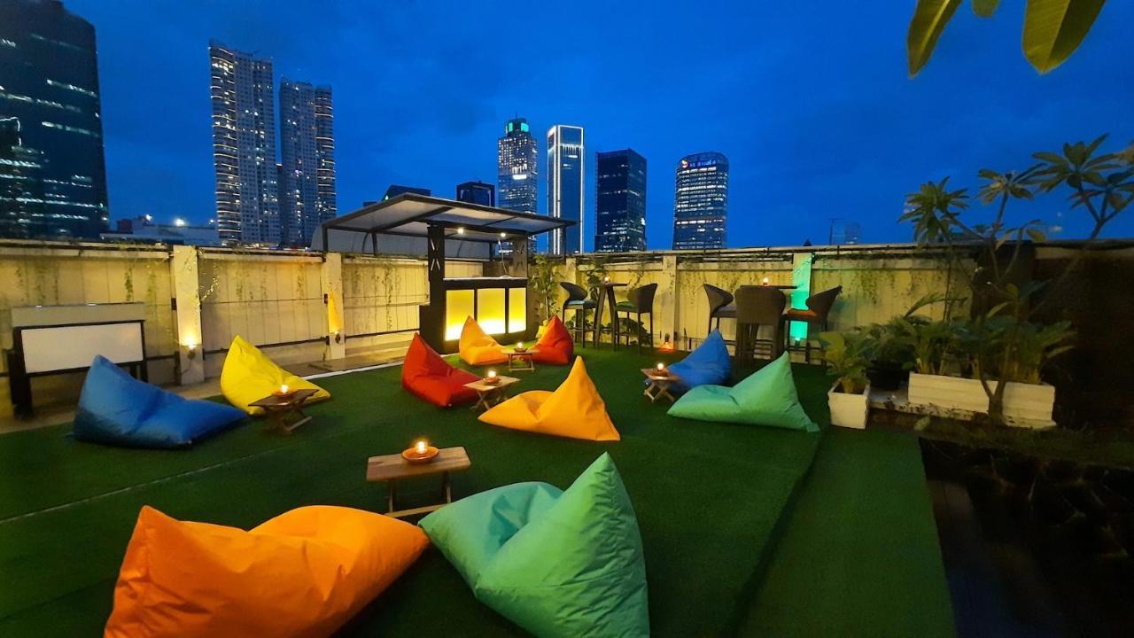 Gp Mega Kuningan Jakarta Exterior photo